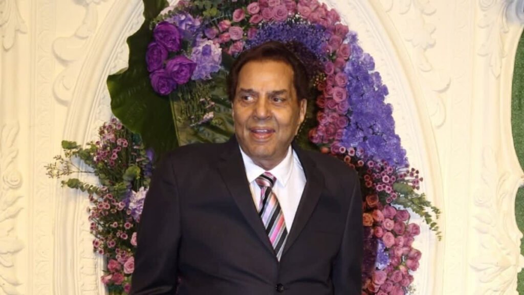 ಬಾಲಿವುಡ್ ಹಿರಿಯ ನಟ ಧರ್ಮೇಂದ್ರ ಆಸ್ಪತ್ರೆಗೆ ದಾಖಲು