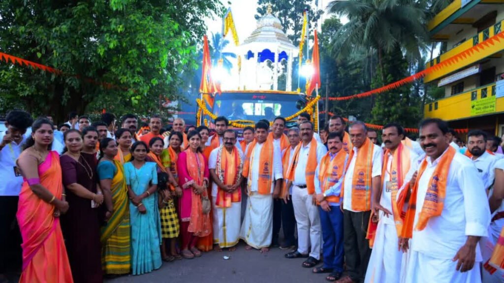 ಕುಕ್ಕೆ ಸುಬ್ರಹ್ಮಣ್ಯಕ್ಕೆ ಉದ್ಯಮಿಯಿಂದ 2 ಕೋಟಿ ರೂ. ಬೆಲೆಯ ಬೆಳ್ಳಿ ರಥ ಕಾಣಿಕೆ