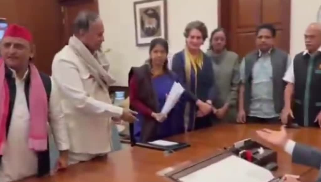 ಮದ್ರಾಸ್​ ಹೈಕೋರ್ಟ್​ ಜಡ್ಜ್​ ಪದಚ್ಯುತಿ ಕೋರಿ ಸ್ಪೀಕರ್​ಗೆ I.N.D.I.A ಕೂಟ ನೋಟಿಸ್​