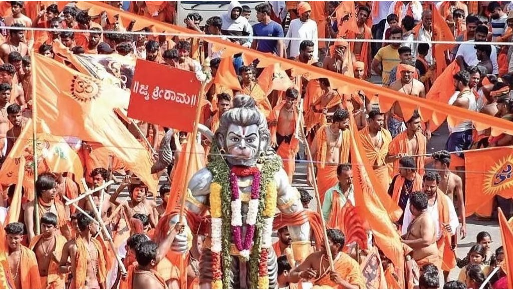 ವಿವಿಧ ದೇಗುಲಗಳಲ್ಲಿ ವಿಶೇಷ ಪೂಜೆ; ವರ್ಷದಲ್ಲಿ ಎರಡು ಬಾರಿ ಹನುಮ ಜಯಂತಿ ಏಕೆ?