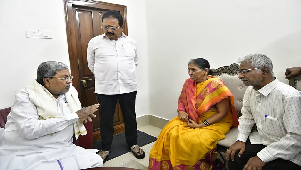 ನಟ ದರ್ಶನ್ ಪ್ರಕರಣ: ರೇಣುಕಾಸ್ವಾಮಿ ತಂದೆ, ತಾಯಿಗೂ ಸಮನ್ಸ್ ಜಾರಿ ಮಾಡಿದ ಕೋರ್ಟ್!