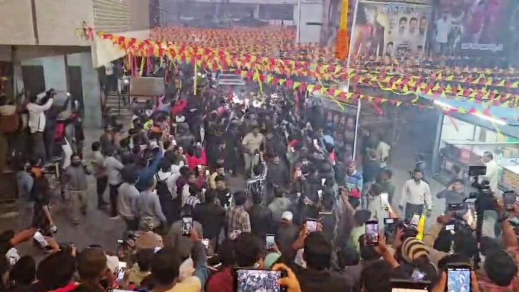 ದಾಸನ ‘ದಿ ಡೆವಿಲ್’ ಚಿತ್ರಕ್ಕೆ ಪ್ರೇಕ್ಷಕರು ಕೊಟ್ಟ ವಿಮರ್ಶೆಗಳಿವು!