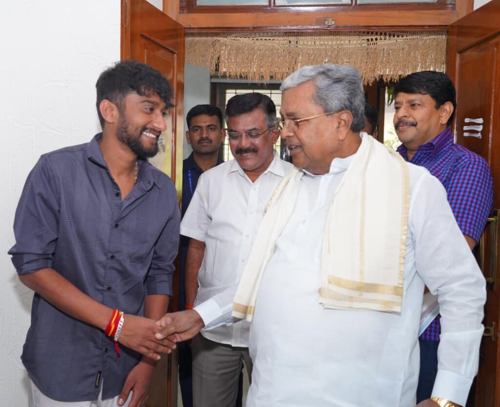 ಬಿಗ್ ಬಾಸ್-12 ವಿಜೇತ ಗಿಲ್ಲಿ ನಟನಿಗೆ ಸಿಎಂ ಸಿದ್ದರಾಮಯ್ಯರಿಂದ ಅಭಿನಂದನೆ!