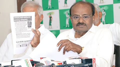 ಬಳ್ಳಾರಿ ಗುಂಡಿನ ದಾಳಿ ‘ಮರೆಮಾಚಲು ಕಾಂಗ್ರೆಸ್ ಯತ್ನ: HDK