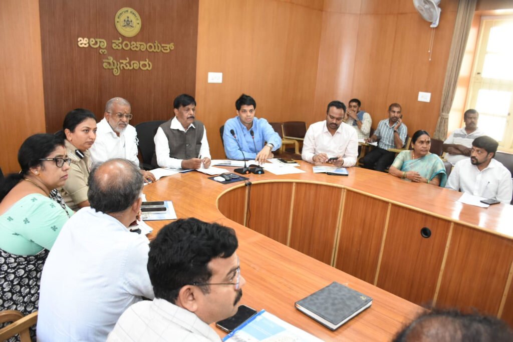 ಚಾಮುಂಡಿ ಬೆಟ್ಟದಲ್ಲಿ ವಾಸಿಸುವ ಸಾರ್ವಜನಿಕರಿಗೆ ಯಾವುದೇ ತೊಂದರೆ ಆಗದಂತೆ ಅಭಿವೃದ್ಧಿ: ಸಚಿವ ಮಹದೇವಪ್ಪ