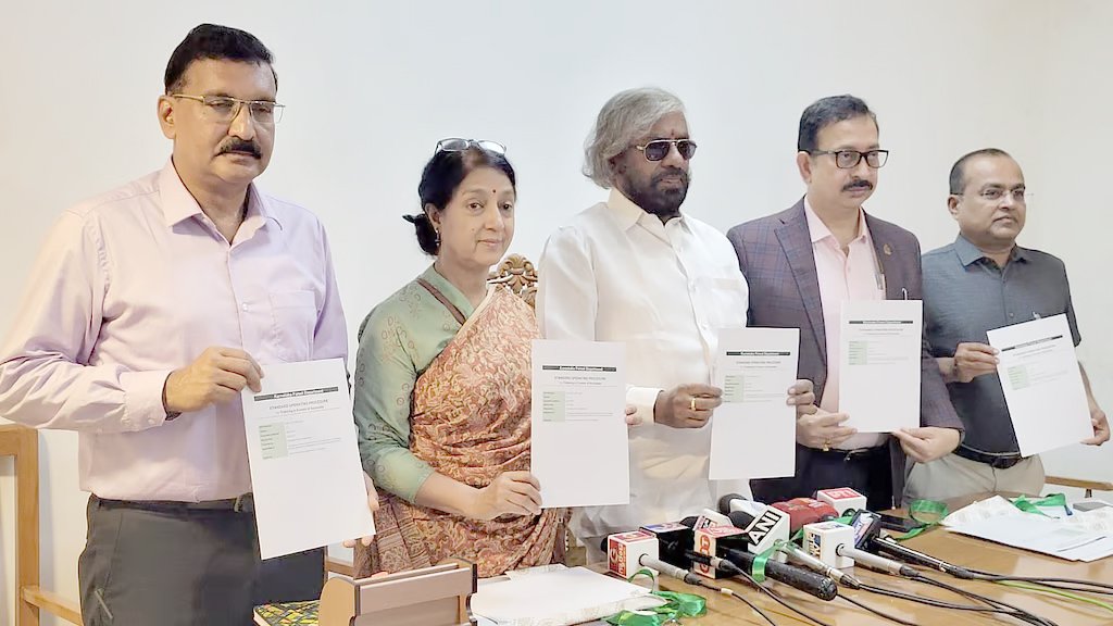 ಇನ್ಮುಂದೆ ನೇಚರ್ ಗೈಡ್, GPS ವಾಕಿಟಾಕಿ ಇಲ್ಲದೆ ಯಾರಿಗೂ ಚಾರಣಕ್ಕೆ ಅವಕಾಶವಿಲ್ಲ