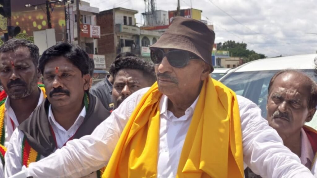 ಕಾವೇರಿ ನೀರು ಬಿಡುಗಡೆ ವಿರೋಧಿಸಿ ಆ.13ರಂದು ‘ಅಖಂಡ ಕರ್ನಾಟಕ ಬಂದ್’ಗೆ ವಾಟಾಳ್ ನಾಗರಾಜ್ ಕರೆ Karnataka Bandh, Vatal Nagaraj, Cauvery Water Dispute, August 13 Karnataka Bandh, Akhanda Karnataka Bandh, Cauvery Protest, Karnataka News, Kannada News, Sambrama Prabha, ಕಾವೇರಿ ಹೋರಾಟ, ಕರ್ನಾಟಕ ಬಂದ್, ವಾಟಾಳ್ ನಾಗರಾಜ್, ಕಾವೇರಿ ನೀರು