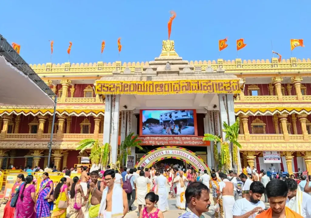 ಮಂತ್ರಾಲಯದಲ್ಲಿ ರಾಯರ 355ನೇ ಆರಾಧನಾ ಮಹೋತ್ಸವ ವೈಭವ: ಸಪ್ತರಾತ್ರೋತ್ಸವ ಆರಾಧನಾ ಮಹೋತ್ಸವ